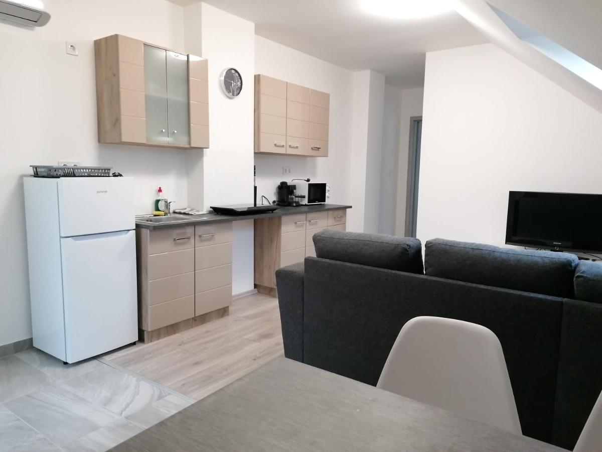 Mohacs Apartman Exterior foto